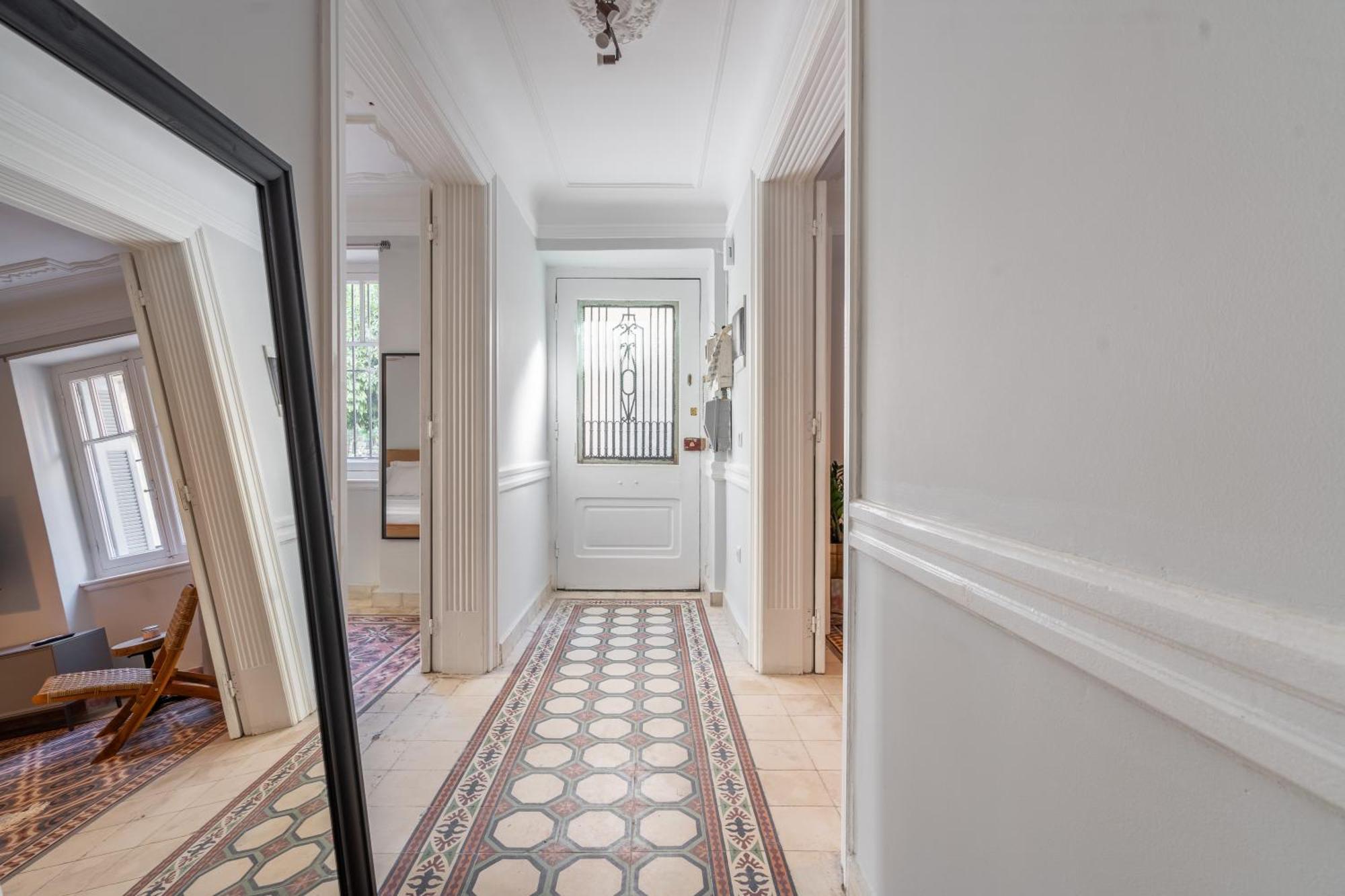 Apartment Neo Classic - Amazing 2br House In Prime Location